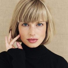 Short Blonde Bob, Blonde Bob With Bangs, Ombre Blond, Air Bangs, Blonde Bob Wig, Bob Cuts, Short Hair Wigs