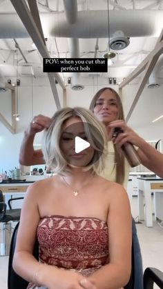 Chrissy Ellingson Rasmussen on Instagram: "Comment lifetime for all our coloring ,cutting, & extension tips & tricks we do behind the chair🤗 Get all the products & tools we used on @tatumbeckk now @thehabit.shop 🤩 @habiteducation"