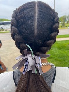 Track Hairstyles With Ribbon, Running Race Hairstyles, Sport Hairstyles With Ribbon, Girl Wrestling Hairstyles, Hairstyles For Track And Field, Track Meet Hair, Easy Track Hairstyles, Track Hair Styles, Cute Track Hair Styles