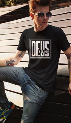 Camiseta Deus é Grande Awesome Shirt Designs, Boys Summer Fashion, Mens Fashion Business Casual, Mens Outfit Inspiration, Shirtdress, Christian Shirts