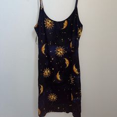 Cotton, Stretchy Material. Dark Blue With Yellow Suns And Moons. Comfortably Fits Like A Medium, But Stretchy And Large Is The True Size. Never Used. Yellow Summer Sleep Dress, Casual Blue Dress For Night, Moon Outfit Aesthetic, Moon Outfit, Sun Pattern, Boho Clothes, Yellow Sun, Moon Sun, Sun Dress