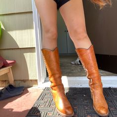 Gorgeous Sturdy Vintage Boots. Lots Of Life Left. Smaller Fit. Vintage Sizing Would Suggest 7.5-8 Feet I Can Squeeze In Them But I’m A True 8.5 In Say Dr Martens For Example For Exposure Frye Campus Boots 70s Boots 70s Boots, Frye Campus Boots, Campus Boots, Capezio Shoes, Golden Tan, Tall Boot, Western Boho, Vintage Boots, Tall Boots