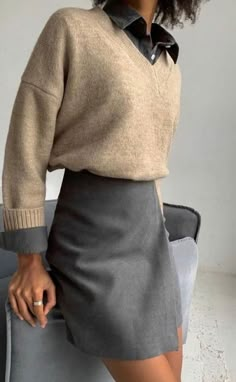 40s Mode, Grey Skirt, Paris Mode, Outfit Inspiration Fall, Moda Vintage, Work Outfits Women, 가을 패션, Professional Outfits, Business Casual Outfits