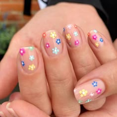 Dotty Nails, Really Long Nails, Short Nails Ideas, Hello Nails, Short Gel Nails, Short Nails Art