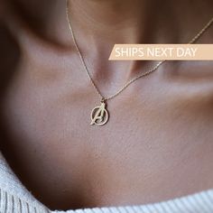 Ready to Ship Avengers Endgame Symbol Silver Pendant Necklace - Etsy Captain America Black Widow, Marvel Jewelry, Наташа Romanoff, Marvel Gifts, Marvel Clothes, Iron Man Captain America, Cary Nc