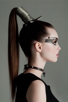 Futuristic Hair, Apocalypse Fashion, Futuristic Makeup, High Fashion Hair, Avant Garde Hair, Apocalyptic Fashion, Editorial Hair, A Ponytail, Make Up Looks