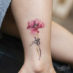 a flower tattoo on the ankle is shown in an instagramtion photo, and it appears to be done by someone else