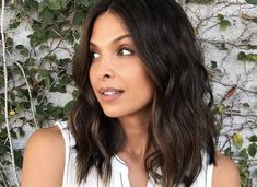 These classic mid-length haircuts won't go out of style and are anything but boring. Layers, bangs, and angles add personality to this low-maintenance length. Iconic Hairstyles, Long Layered Cuts, Neutral Blonde, Classic Haircut, Pixie Cut With Undercut, Short Hairstyles Fine