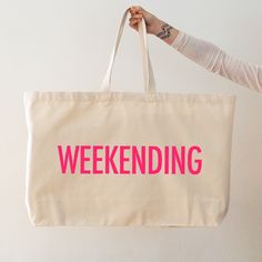 Really big bag. oversized tote bag. weekend bag Beach Bag Quotes, Minimalist Tote Bag, Etsy Clothes, Canvas Bag Design, Big Tote Bags, Shopping Haul, Pouch Diy, Bag Quotes, Neon Printing