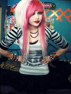 Pink Scene Hair, Kid Haircut, Scene Girl Hair, My Fav Person, Scene Ideas, Emo Outfit, 2000s Scene, Scene Aesthetic, Scene Goth