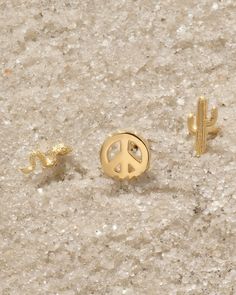 A curated ear stack is so on-trend, and so fun to create! Try it out for yourself with the Mini Cactus Single Stud Earring in 18k Gold Vermeil, a fun, scaled-down stud made with quality materials. Metal 18k Yellow Gold Vermeil What is Vermeil? Vermeil (that’s pronounced ver-may) is a gold plating technique that dates back to the 19th century. While other jewelers plate over less durable metals, our vermeil starts with a Sterling Silver base and is plated with just over 2.5 microns of 18k Gold to create a more timeless piece, worthy of the Demi-Fine name. How to Care for Demi-Fine Jewelry Closure Ear Post Size 0.24"L X 0.04"WDue to the one-of-a-kind nature of the medium, exact colors and patterns may vary slightly from the image shown. | Kendra Scott Mini Cactus Single Stud Earring in 18k G Western Stud Earrings, Snake Earrings Studs, Kendra Scott Lee Earrings, Black Kendra Scott Earrings, Cactus Earrings £6.00, Plating Techniques, Sold Out Sign, Mini Cactus, Snake Pendant