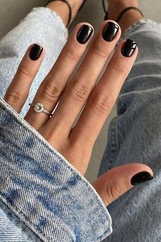 Trendy Short Acrylic Nails, Nails 2022 Trends Summer, Summer Nails 2022 Color Trends, 2022 Color Trends, Summer Nails 2022, Stripped Nails, Nagel Tips, Nails 2022, Colored Acrylic