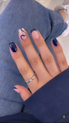 Ideas Para Uñas Cortas, Birthday Nails Gel, Blue And White Nail Art, Gel Nails Blue, Hoco Nails, Wow Nails, Hello Nails, Simple Gel Nails, Girly Acrylic Nails