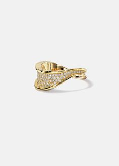 The Grande Trace Pavé Ring is crafted of polished 18 karat gold, showcasing a fluid line of pavé diamonds that delicately dances around the finger. Available in Yellow Gold, White Gold, Rose Gold — Platinum upon request. Please note: All our pieces are made to order and requires 2-4 weeks for production. -Handcrafted in Los Angeles, California. Infinity Diamond Ring, Dancing Diamond, Contemporary Ring, Jewelry Accessories Ideas, Diamond Jewelry Designs, Dope Jewelry, Jewelry Lookbook, Pave Ring, Diamonds And Gold