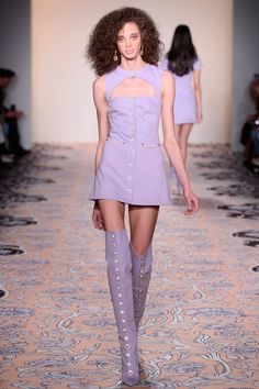 Alice McCall | Ready-to-Wear - Autumn 2018 | Look 14 Dreamy Style, Mini Outfit, Stage Outfit, Alice Mccall, Purple Outfits, Fashion Runway, High Society, Fancy Outfits