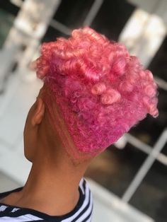 Tapered Natural Hair, Natural Hair Cuts, Cute Short Haircuts, Dyed Natural Hair, Pelo Afro, Cute Hairstyles For Short Hair, Short Natural Hair Styles, Shaved Hair, Designer Heels