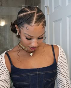 Protective Styles No Added Hair, Cornrows Bun, Braided Buns, Protective Hairstyles Braids, Curly Hair Styles Easy, Pretty Braided Hairstyles