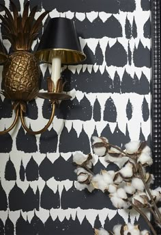 Wall Art Decor Black And White, Schumacher Queen Of Spain Wallpaper, Wallpaper In The Bathroom, Entry Wallpaper, Gorgeous Wallpaper, Contemporary Wallpaper Designs