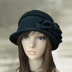 This  elegant and stylish woman's felt cloche hat is soft and warm. This hat is very comfortable and easy to wear. It is a very stylish women's hat that is going to keep you warm in cold days, yet you will look amazing. You can put it on with classic and casual style clothing, so this beautiful hat is very universal. Composition: 100% woolOne size to fit average woman's head.CARE: Hand wash in lukewarm water.  Do not dry in the dryer!Air dry over a balloon or small bowl to retain hat shape and t Stylish Womens Hats, Felted Hat, Hats Winter, Wool Hats, Soft Hats, Womens Hat, Felt Wool, Warm Winter Hats, Fancy Hats