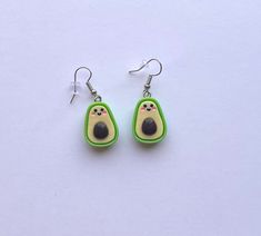 Love a good avocado toast or chips and guac? Or just love quirky and adorable food earrings?? Because we do! These smiling avocado earrings are so fun! We hope you will adore these cute earrings and come back to Chic Izzy's for more of our fun finds.  Enjoy! Xoxo,  Chic Izzy's Boutique Avocado Earrings, Adorable Food, Jessica White, Green Avocado, Quirky Jewelry, Food Earrings, Food Jewelry, Boutique Chic, Women's Jewelry And Accessories