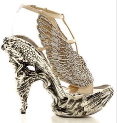 S Weird Shoes, Alexander Mcqueen Shoes, Couture Shoes, Crystal Shoes, Unique Shoes, Shoe Art