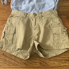 Vintage Abercrombie And Fitch Cargo Shorts Y2k Sz2 Vintage Abercrombie And Fitch, Army Green Shorts, Shorts Y2k, Abercrombie And Fitch Shorts, Camo Shorts, High Rise Shorts, Mini Shorts