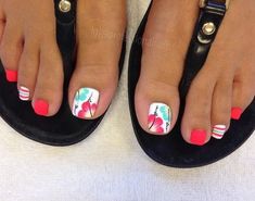 50+ Toe Nail Designs to give a New Meaning to your foot fetishes in 2024 | Hike n Dip Orange Toe Nails, Green Toe Nails, Beach Toe Nails, Purple Toe Nails, Toenail Art Designs, Pink Toe Nails