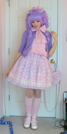 Devi Goddess, Japanese Lolita Fashion, Lolita Outfits, Style Kawaii, Pastel Goth Fashion, Kawaii Stuff, Pastel Fashion, Japanese Street Fashion, Sweet Lolita