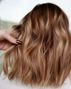 Low Light Hair Color, Carmel Hair Color, Honey Hair Color, Blond Balayage, Balayage Blonde, Golden Honey