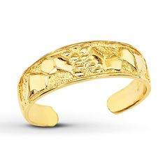 Four footprints decorate this toe ring for her. Crafted of 14K yellow gold, the toe ring features a polished and textured finish. Jewelry Questions, Belly Piercing Ring, Gold Stock, Jewelry Education, Jewelry Advice, Kay Jewelers, Toe Ring, Belly Rings, Rings Necklaces