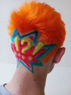 Shave Hair Design, Short Pixie Colored Hair, How To Draw Shaved Hair, Maximalist Hairstyle, Shaved Hair Art, Buzzcut With Designs, Shaved Hair Designs, Hair Tattoos, Corte De Cabelo Masculino