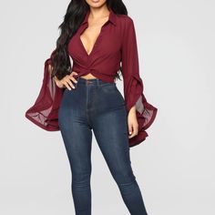 Button Up Bell Sleeve Blouse - Size Medium Bell Sleeves Crop Top, Chiffon Crop Top, Bell Sleeve Crop Top, Fashion Nova Tops, Latina Fashion Outfits, Latina Fashion, Bell Sleeve Blouse, 60 Fashion, Curvy Girl Outfits