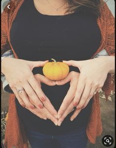 Pumpkin Maternity Photos, Pregnancy Announcement Pictures