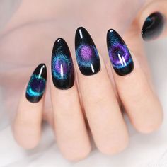 Nail Themes, Fingernail Art, Chic Manicure, Aurora Nails, Eye Nail Art, Cat Eye Gel Polish, Eye Nails, Galaxy Nails, Magnetic Nails