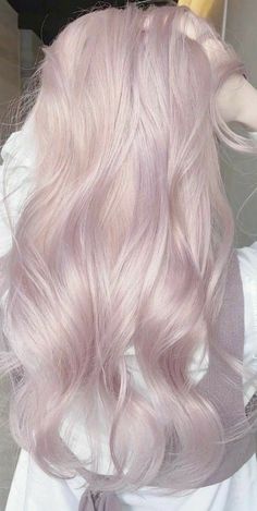 Periwinkle Blonde Hair, Hair Asian, Cute Hair Colors, Pastel Pink Hair, Dyed Hair Inspiration, Hair Color Pastel, Pretty Hair Color, Penteado Cabelo Curto