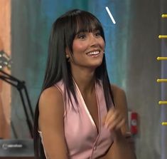 Latina Bangs Aesthetic, Elena Bueno Segura Style, Aesthetic Hairstyles With Bangs, Latinas With Bangs, Latina Bangs, Bangs Latina, Latina With Bangs, Face Framing Layers Long Hair With Bangs, Brunette Bangs Long Hair