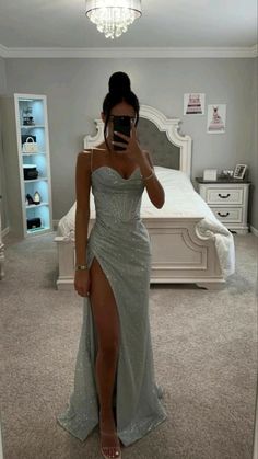 Classy Prom, Corset Gown, Fest Outfits, Deb Dresses, Prom Girl Dresses, Gaun Fashion