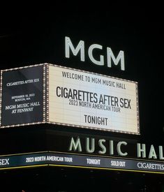 Cigarettes after sex concert Cigarettesaftersex Band, Cas Concert, Music Collage, Celebrity Singers, Concert Aesthetic, Band Wallpapers, Dream Concert, Movie Room, If I Stay