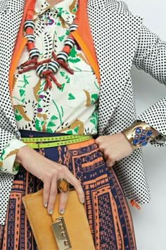 I love mixed patterns Mode Prints, Mix & Match, Prints Fashion, Boho Mode, Outfit Trends, Pattern Mixing, Inspiration Mode, Fashion Mode, Mixing Prints