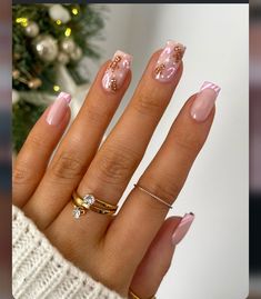 Christmas Nail Ideas Simple, Brown Long Nails, Aesthetic French Nails, Rings Coquette, Nail Ideas French Tip, Cute Christmas Nail Ideas, Simple French Tip, Ombre Rings, Christmas Nail Ideas