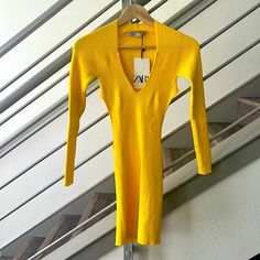 Nwt Zara Yellow Knit Mini Dress, S Chic Knitted V-neck Dresses, Chic Knitted Bodycon Dress, Stretch Knitted Mini Dress, Knitted V-neck Party Dress, Chic Stretch Knitted Dresses, V-neck Knitted Mini Dress, Knitted V-neck Mini Dress, Knitted Stretch V-neck Dresses, Knitted V-neck Mini Dress For Spring