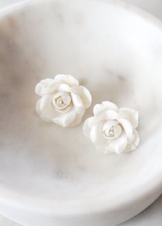 For a bride seeking a unique take on the traditional bridal stud, the Lola rose bridal earrings are effortless beauties. This set exudes timeless appeal with easy sophistication Available with gold plated posts. * DETAILS * > Designed in Australia. Worldwide shipping > Gold plated posts, handcrafted clay lowers, tarnish resistant jewellery wire > Dimension: 28mm > Colour: Ivory * READY TO SHIP * The Lola earrings are ready to ship. Please allow 5-7 business days for processing plus delivery time Bridal Stud Earrings, Bridal Earrings Studs, Jewellery Wire, Lola Rose, Girlfriend Anniversary, Rose Stud Earrings, Wedding Jewelry Earrings, Floral Bridal, Gift For Girlfriend