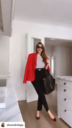 Red Blazer Outfit For Work, Red Blazer Outfit Casual, Teachers Outfits, Red Blazer Outfit, Outfit Red, August 19, Red Blazer, Teacher Outfits, Looks Chic