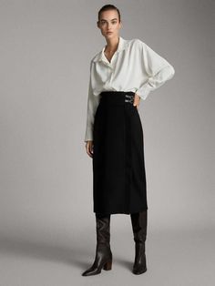 Office Skirt And Blouse, Skirts Collection, Flannel Skirt, Winter Mode Outfits, Massimo Dutti Women, Chic Skirts, Office Outfit, Power Dressing, Wool Flannel