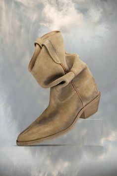 Women's Western Boot Tabi | Maison Margiela Japanese Socks, Ankle Boots Brown, Beige Boots, How To Clean Suede, Japanese Bag, Glam Slam, Margiela Tabi, Maison Margiela Tabi, Vintage Black Glamour