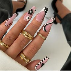 Black White Nails, Nail Board, Easy Nail Art, Cute Acrylic Nails, Almond Nails, White Nails, Beauty Nails, Simple Nails, Makeup Nails