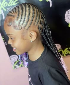 Kiddie Braids💗🫧 Troy Hairstyles, Simple Fulani Braids For Kids, Kids Lemonade Braids With Beads, Braids For Kids With Beads, Kid Braid Styles With Beads, Side Part Fulani Braids, Kiddie Braids, Babygirl Hairstyle, Toddler Braid Styles