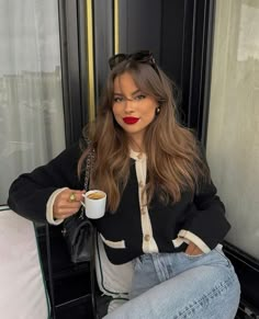 French Haircut, French Hair, Long Hair With Bangs, Haircuts For Long Hair, Haircuts With Bangs, Looks Chic, Long Hair Cuts, French Girl, Winter Fashion Outfits