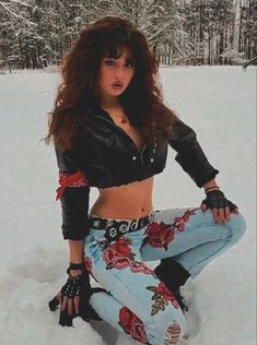 Heavy Metal Aesthetic Outfits, Rock Chick Outfits, Vintage Rock Aesthetic, Rock Star Outfit Women, 80s Rocker Chick Outfit, 80s Rocker Chick, Motley Crue Concert, 80s Rock Fashion, 80s Glam Rock