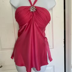 Sexy Elegant Silk Hot Pink Top W Straps To Neck New Never Worn W Tags Didn’t Fit Me Zipper And Split On The Side U Can Wear To Wedding Or Wear Down W Jeans 200s Party Outfit, Hot Pink Y2k Outfits, 2000s Crop Tops, Yk2 Tops, 2000s Pink Outfits, Early 2000s Fashion Pink, Pink Party Outfits, Hot Pink Clothes, Hot Pink Outfit Ideas